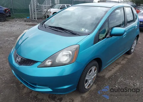 2013 Honda Fit из США, поврежденный, VIN JHMGE8H38DC039905